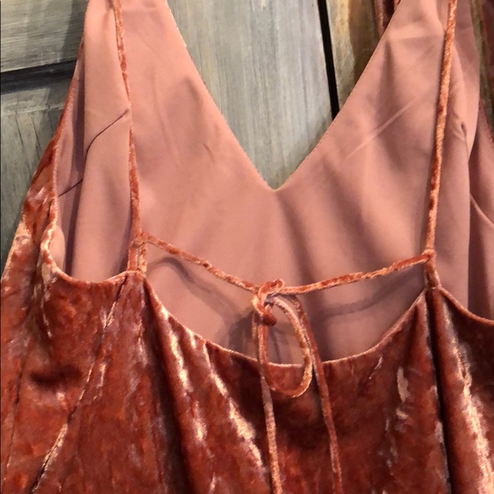 Dress - Picture 2 of 4